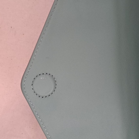 Tory Burch NWT Elizabeth Clutch Robin's Egg Blue/Mint - Picture 9 of 10